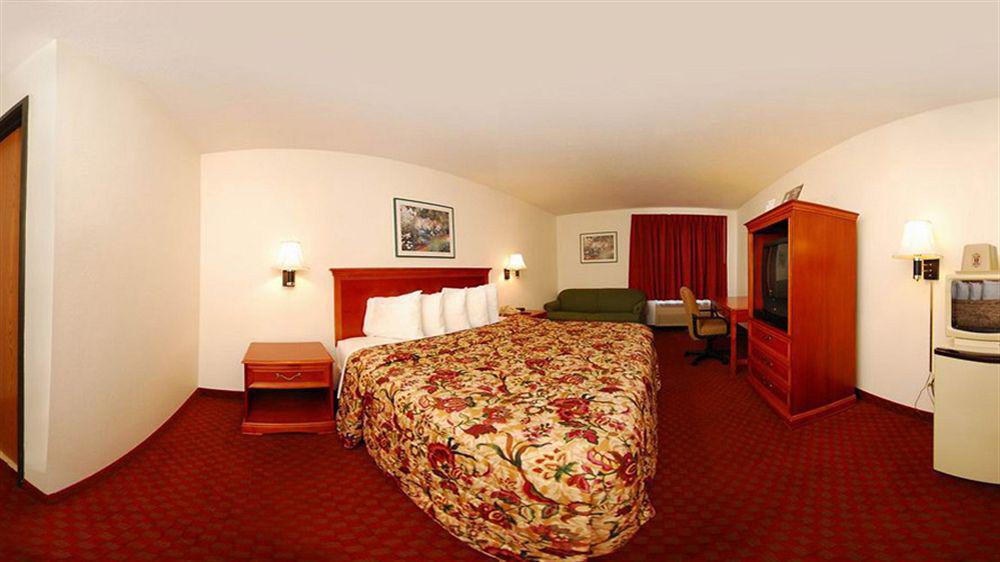 Hotel Super 8 By Wyndham Troy Il/St. Louis Area Extérieur photo