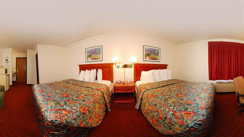 Hotel Super 8 By Wyndham Troy Il/St. Louis Area Extérieur photo